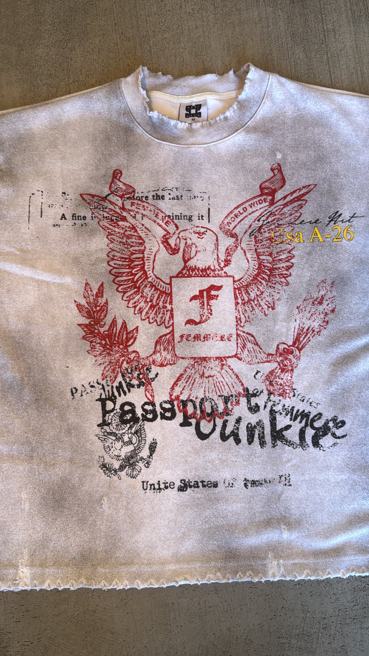 Passport Junkie (tee)