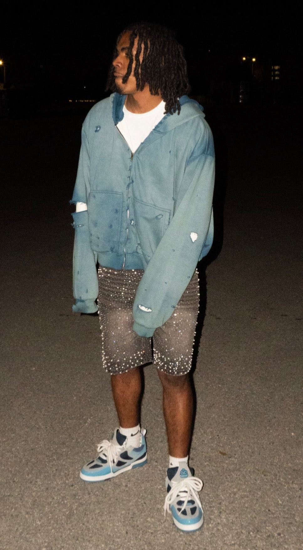 ICY BLUE DISTRESSED